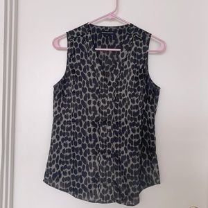 Banana Republic sleeveless V neck blouse